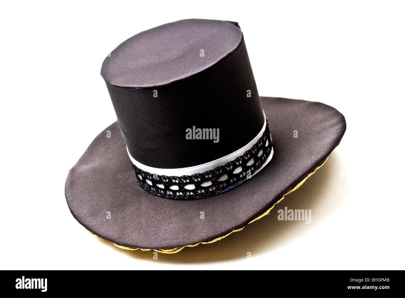 Schwarzer Hut isoliert auf weißem Hintergrund Stockfoto