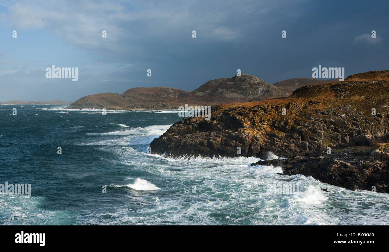 Tobenden Atlantik und stürmischen Himmel am Point of Ardnamurchan Stockfoto