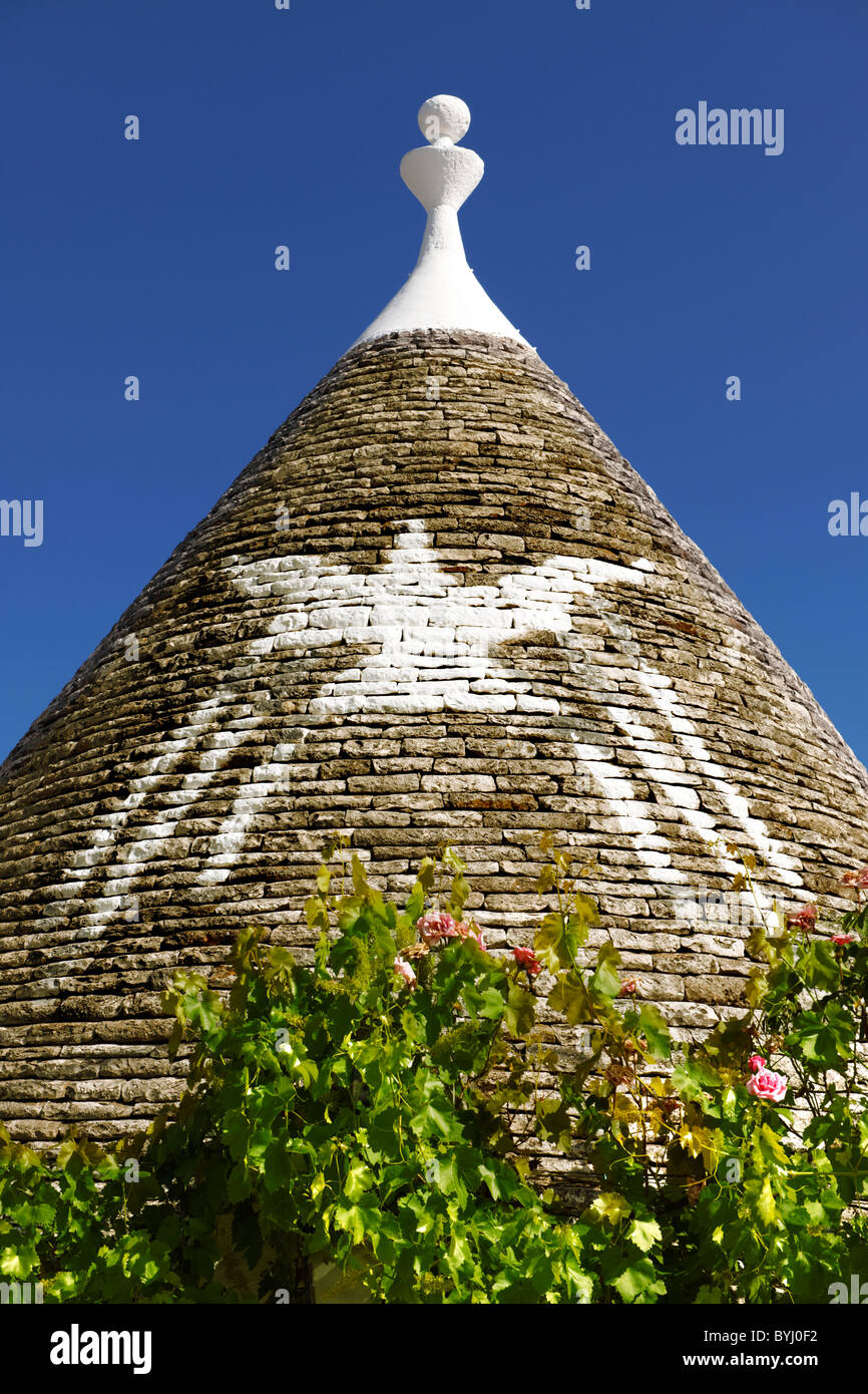 Trulli Häuser des Bereichs Rione Monti Alberobello, Apulien, Italien. Stockfoto