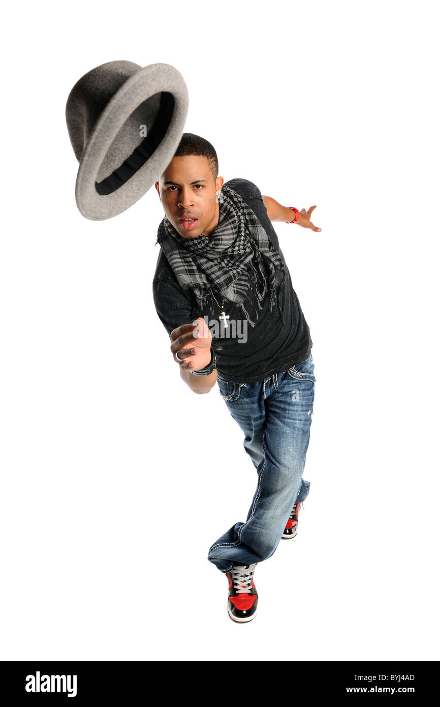 Afrikanische amerikanische Hip-Hop-Tänzer mit Hut isoliert auf weißem Hintergrund Stockfoto