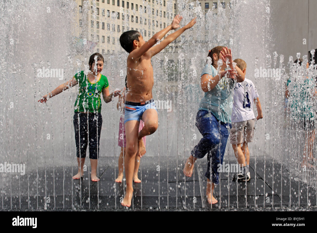 Londoner Southbank, Sommer-Brunnen Stockfoto