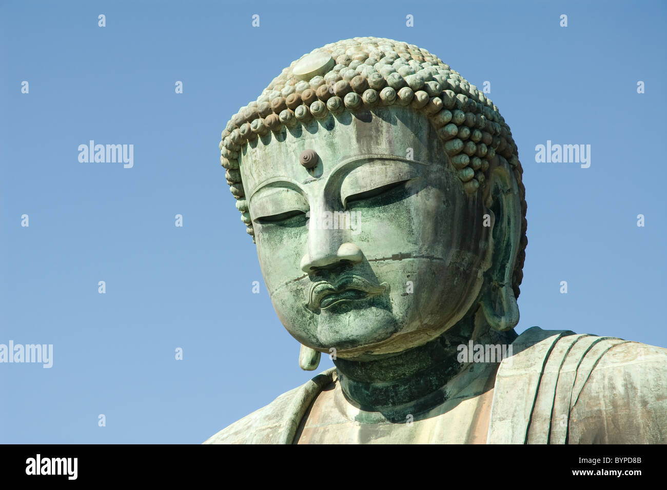 Amitābha Buddha im Kōtoku-in 高徳院 ein buddhistischer Tempel der Jōdo-Shū-Sekte in der Stadt Kamakura Stockfoto