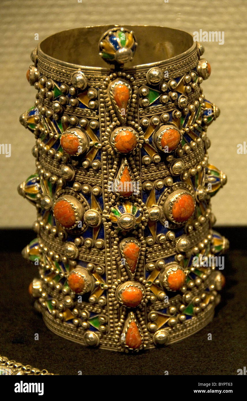 Hochzeit Hochzeit Halskette Armband Nordafrika Libyen Algerien Ägypten Tunesien Marokko 20. Jhdt Stockfoto