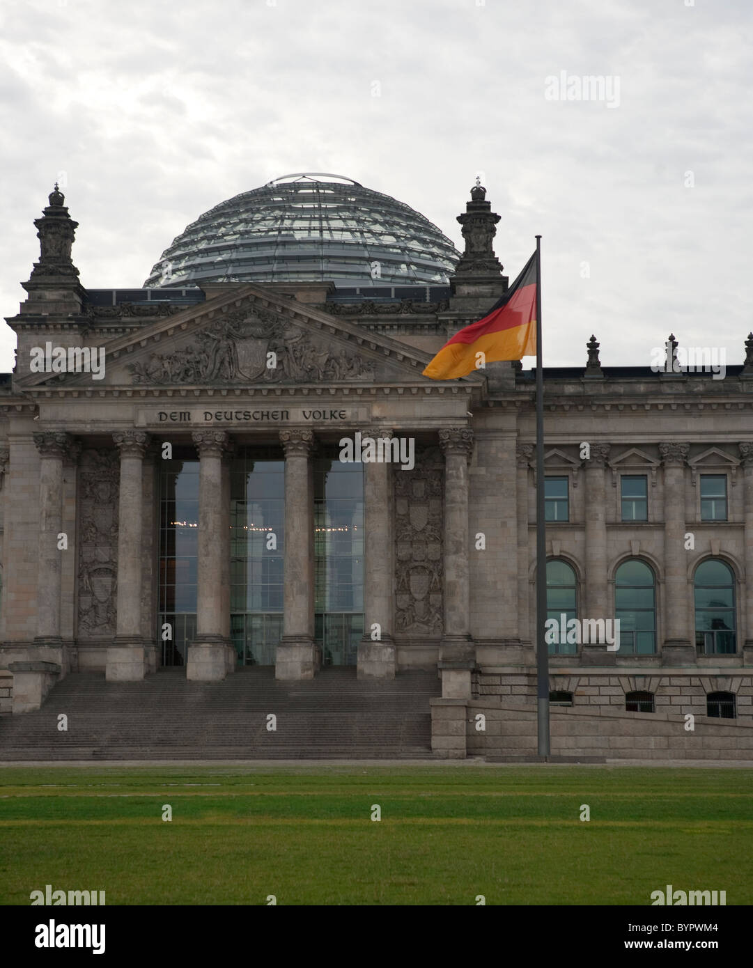 Das Reichstagsgebäude, eine historische Gebäude in Berlin, Deutschland Stockfoto