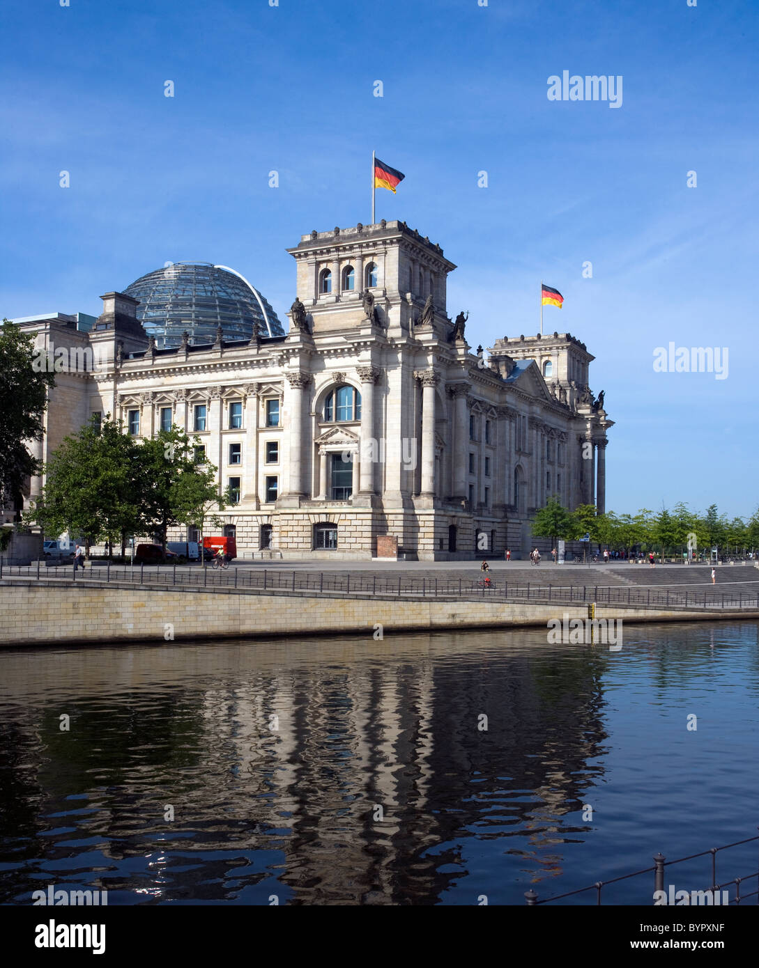 Das Reichstagsgebäude, eine historische Gebäude in Berlin, Deutschland Stockfoto