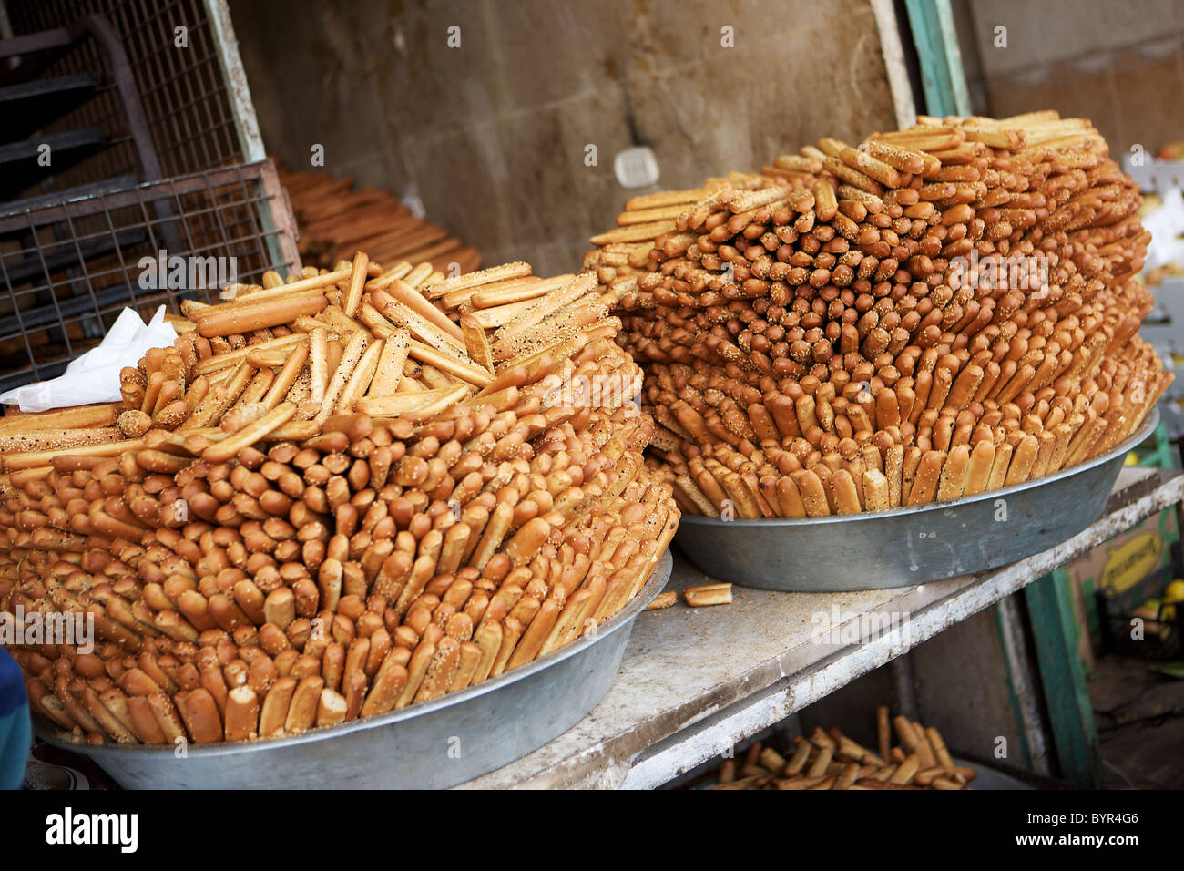 Grissini auf Verkauf in Aleppo Bäckerei, Aleppo, Syrien Stockfoto