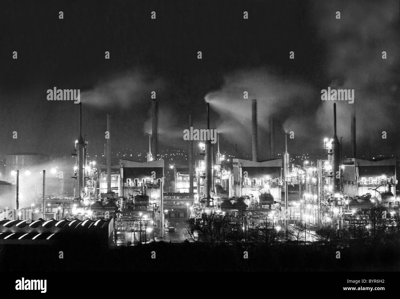 Tipton Gas arbeitet 1967 in The Black Country at Night Britain, EINEM BILD VON DAVID BAGNALL Stockfoto
