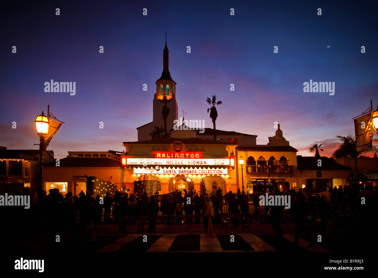 Kundenansturm am Arlington Theater für eine besondere Hommage an die Schauspielerin Nicole Kidman auf der 26. Santa Barbara International Film Festival. Das Arlington ist primäre Ort des Festivals und der beste Ort, um vor Ort Prominente. (Foto: Scott London) Stockfoto