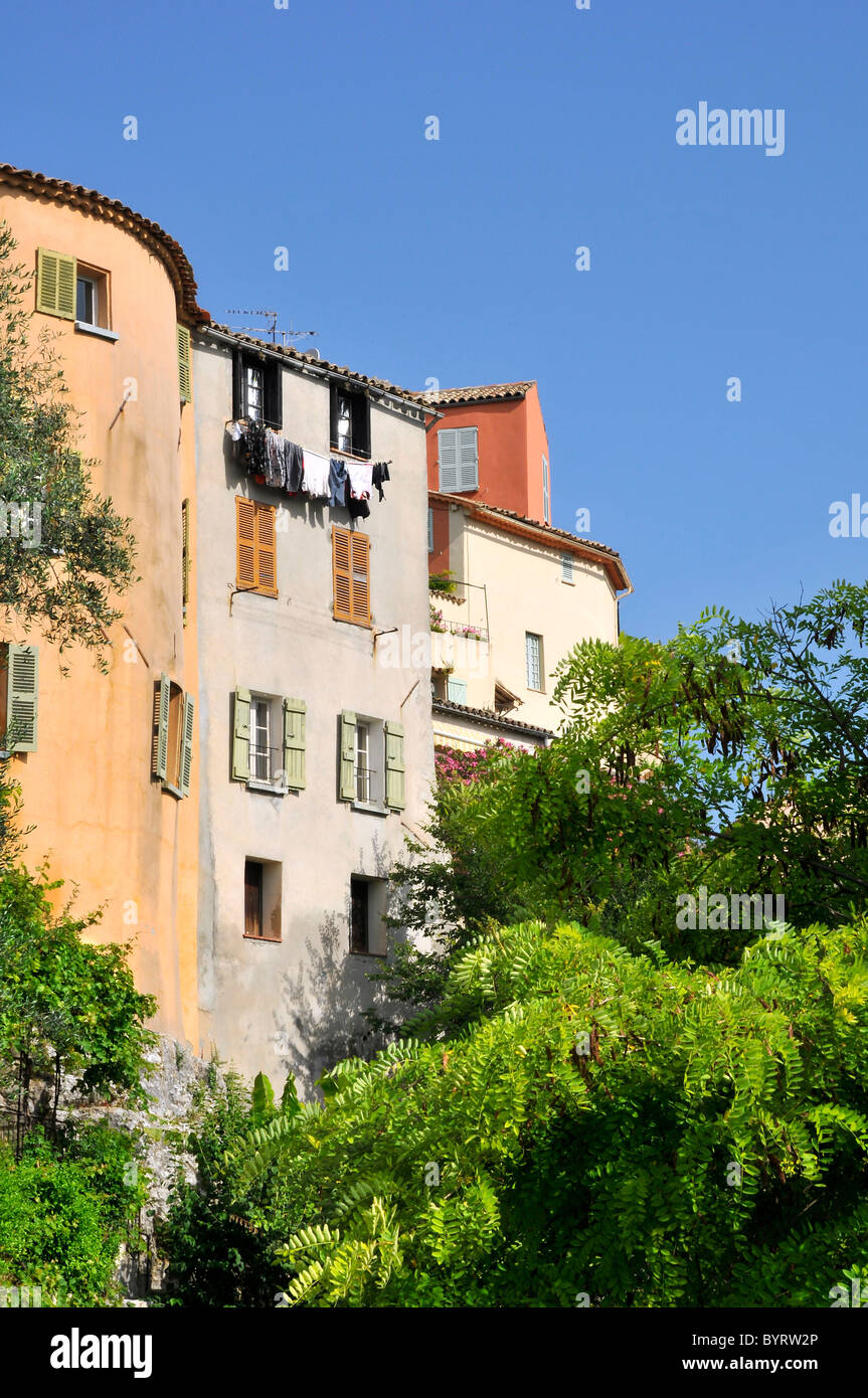 Dorf von Biot im Département Alpes-Maritimes im Südosten Frankreichs Gebäude Fassade Stockfoto