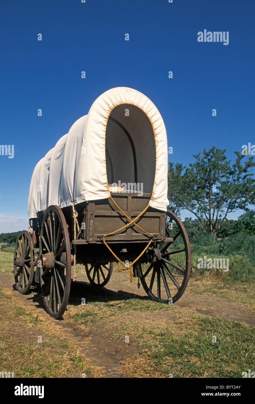 Planwagen auf dem alten Oregon Trail am Whitman-Mission National Historic Site, Walla Walla, Washington. Stockfoto