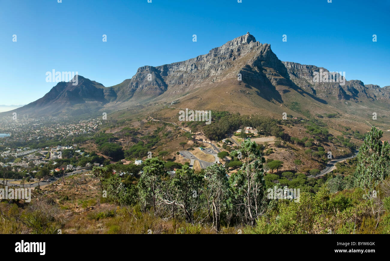 Tabelle Panorama Blick auf die Berge von Lion es Head Kapstadt Südafrika Stockfoto