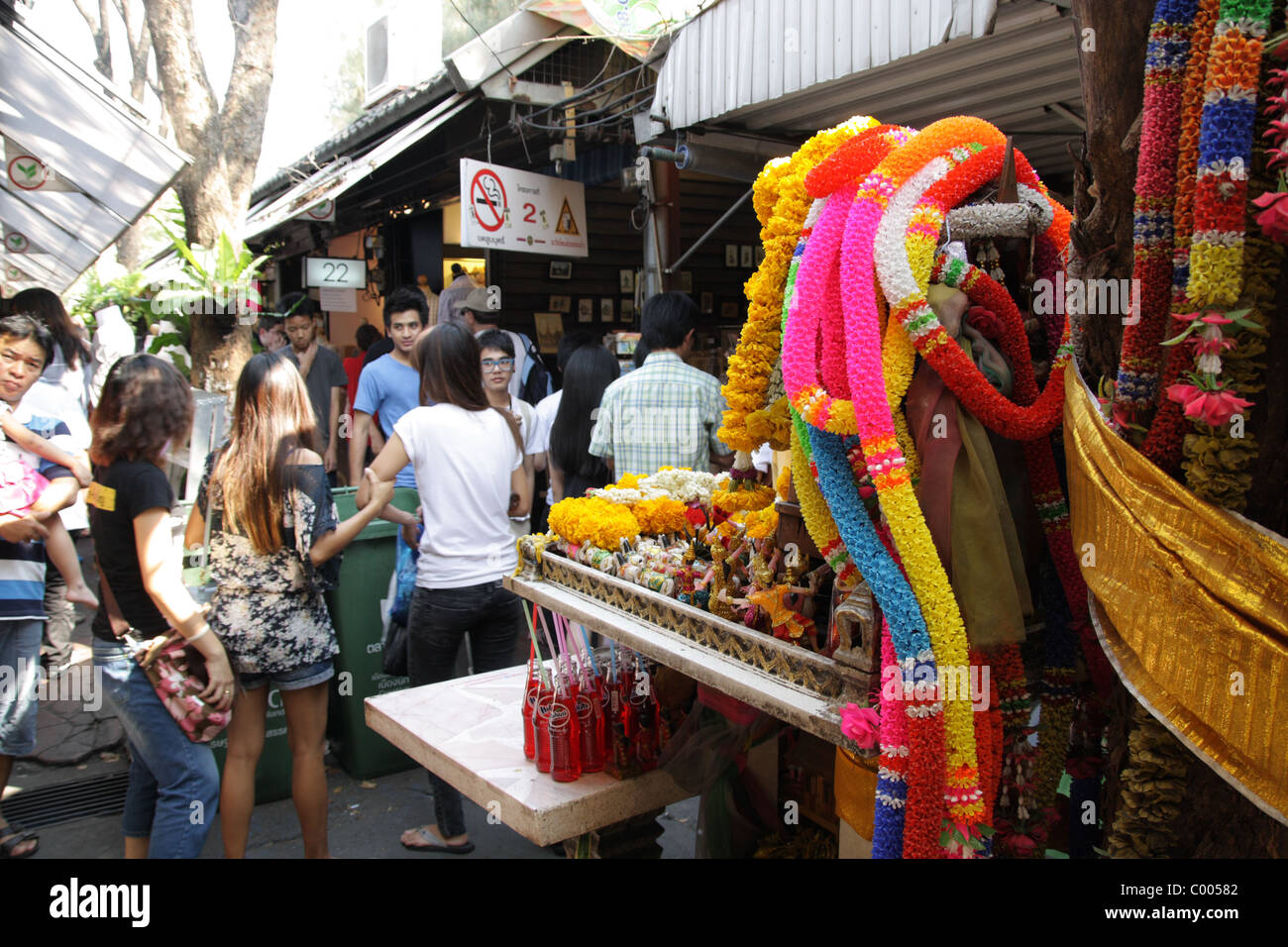 Geisterhaus in Chatuchak Wochenendmarkt, Bangkok Stockfoto