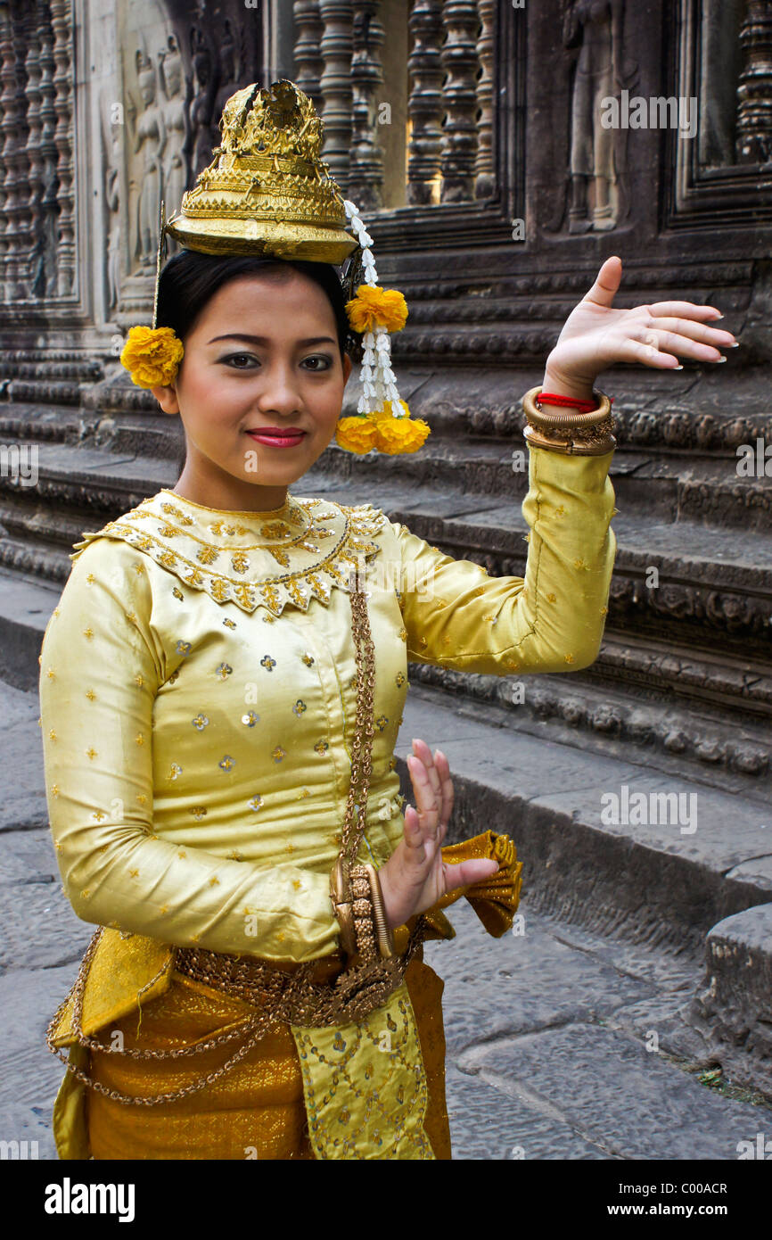 Tänzerin bei Angkor Wat, Siem Reap, Kambodscha Stockfoto