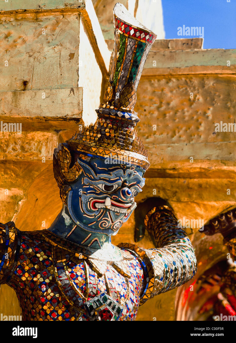 Ramakien-Figur im Wat Phra Kaeo Stockfoto