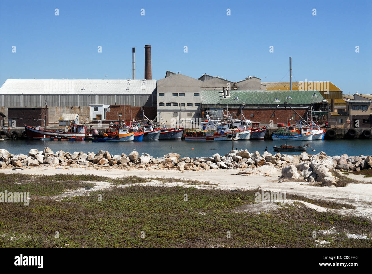 Fisch-Fabrik Lamberts Bay-Südafrika Stockfoto