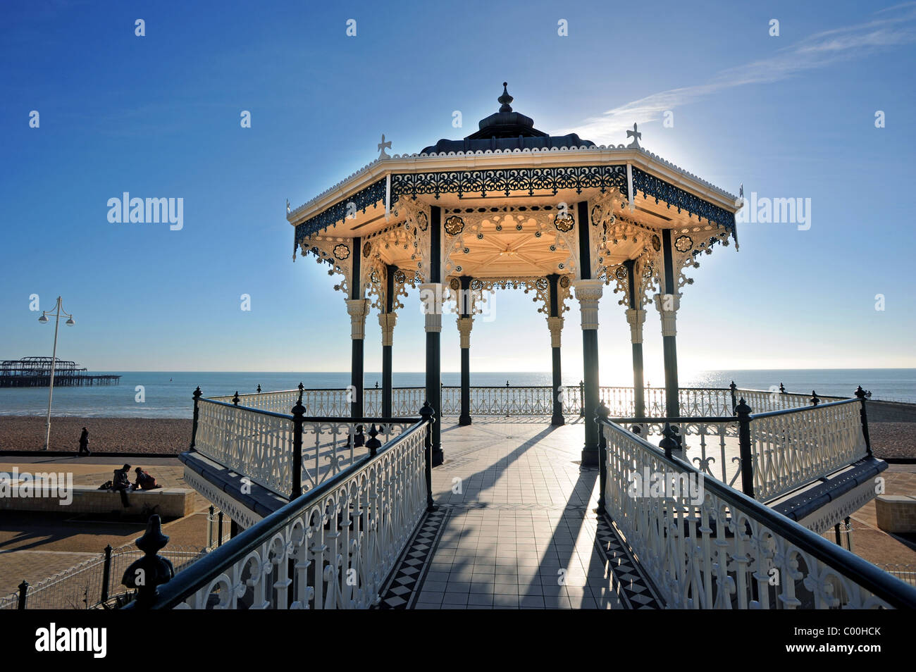 Der kürzlich restaurierten viktorianischen Musikpavillon auf Brighton seafront Stockfoto