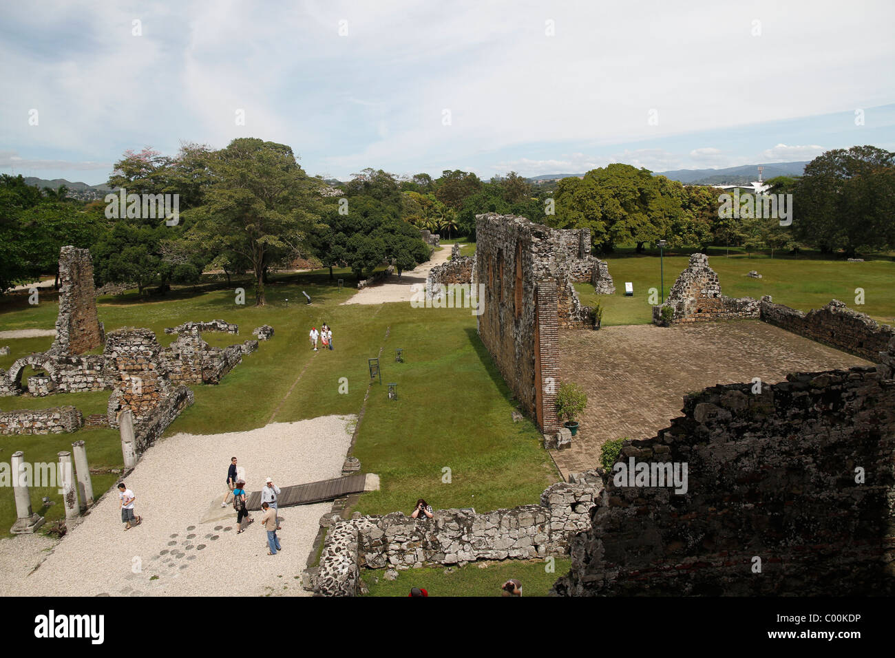 Touristen im alten Panama Ruinen. Alten Panama, Panama City, Republik von Panama, Mittelamerika Stockfoto