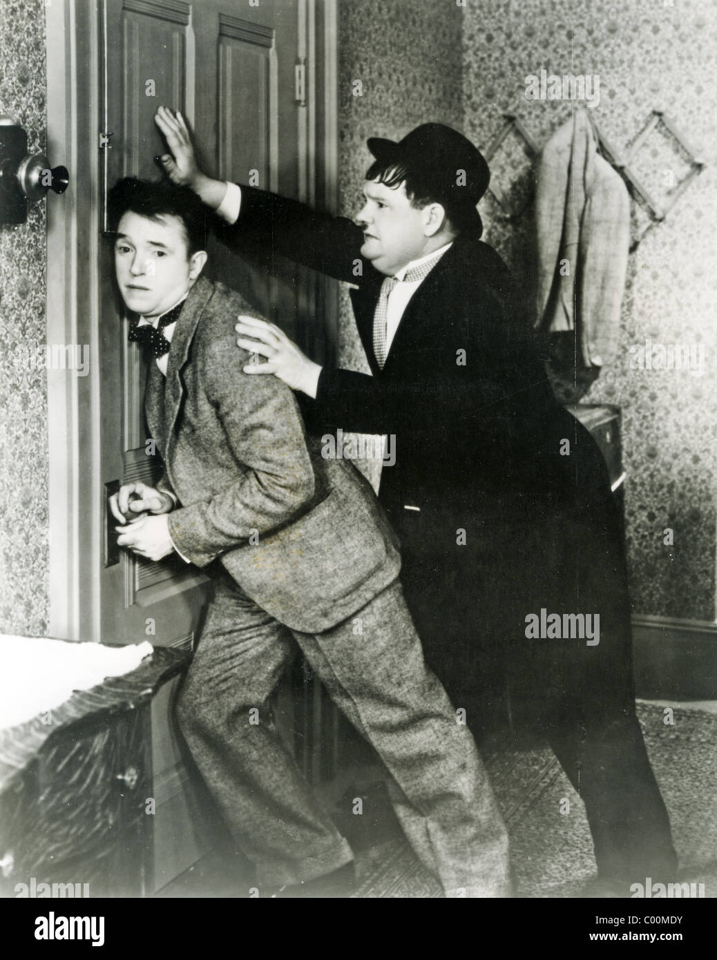 Laurel hardy Fotos und Bildmaterial in hoher Auflösung Alamy