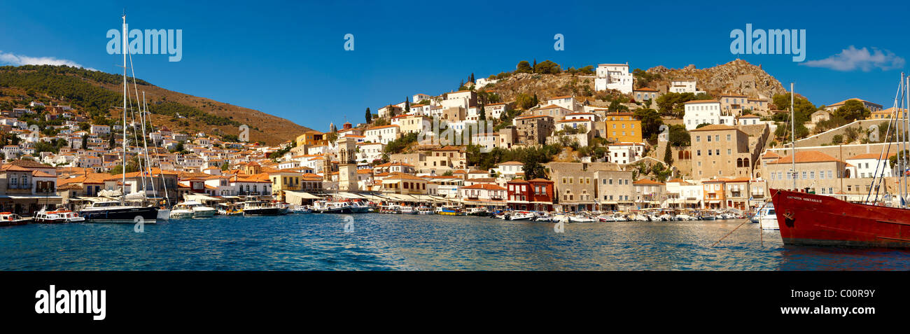 Pschnarchamische Ansicht des historischen Hafens von Hydra, griechische Saronische Inseln Stockfoto