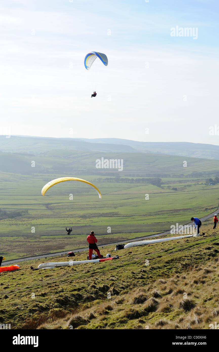 Gleitschirme Derbyshire Peak District England uk Stockfoto