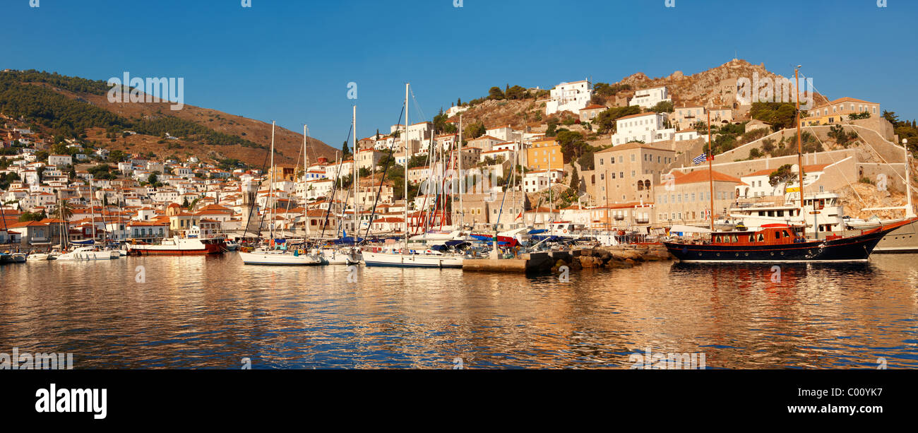 Der historische Hafen von Hydra, griechischen Saronischen Inseln Stockfoto