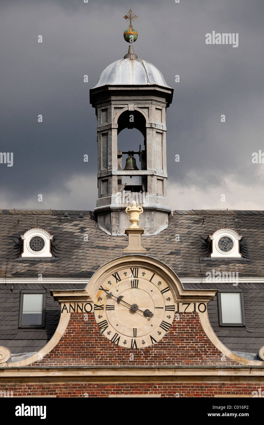 Turm und Uhr der Kapelle von Schloss Nordkirchen Schloss in der Region  Münsterland, Nordrhein-Westfalen, Deutschland, Europa Stockfotografie -  Alamy
