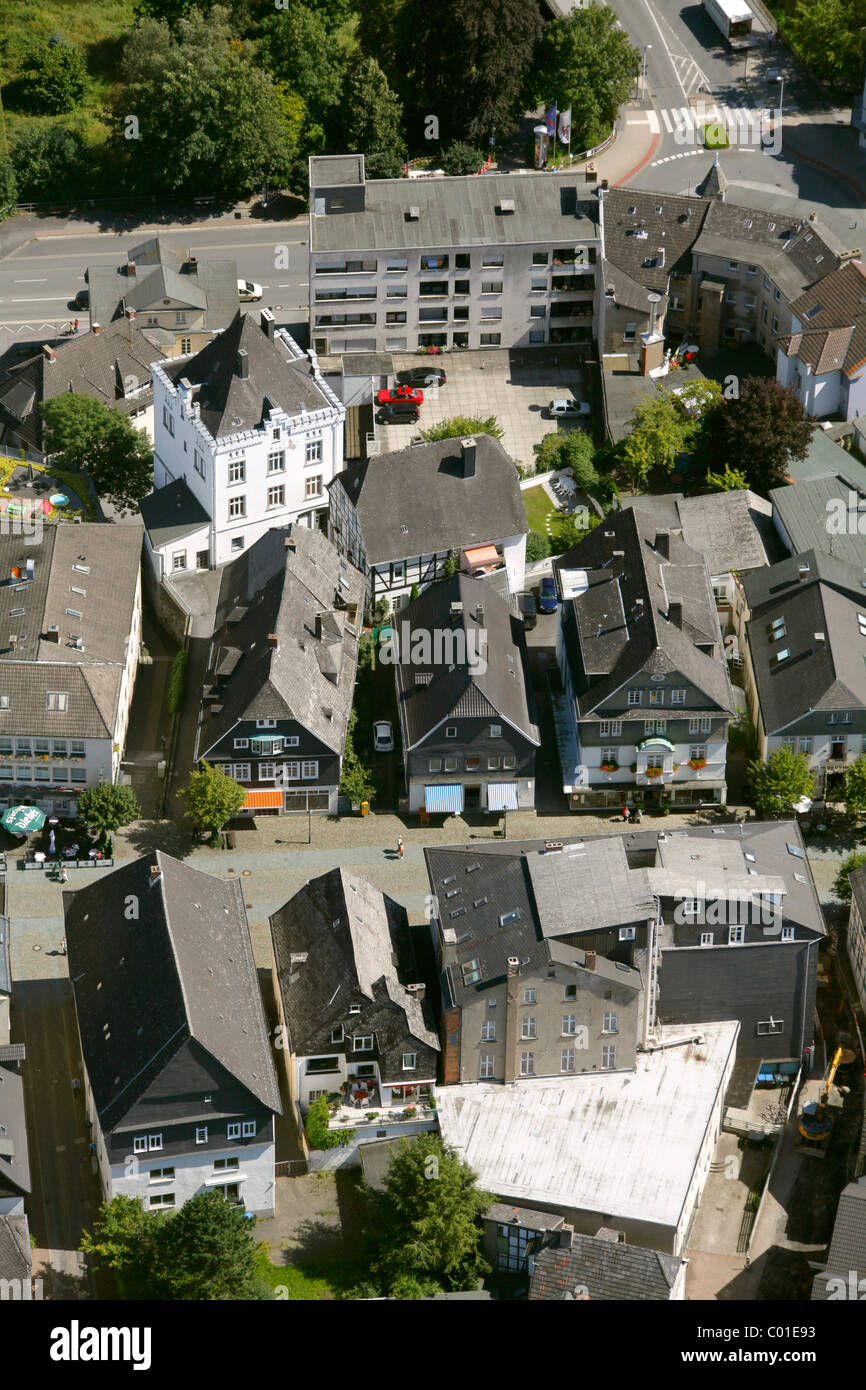 Luftaufnahme, Altstadt mit Steinweg, IHK, Industrie-und Handelskammer und Industrie, Arnsberg, Nordrhein-Westfalen Stockfoto