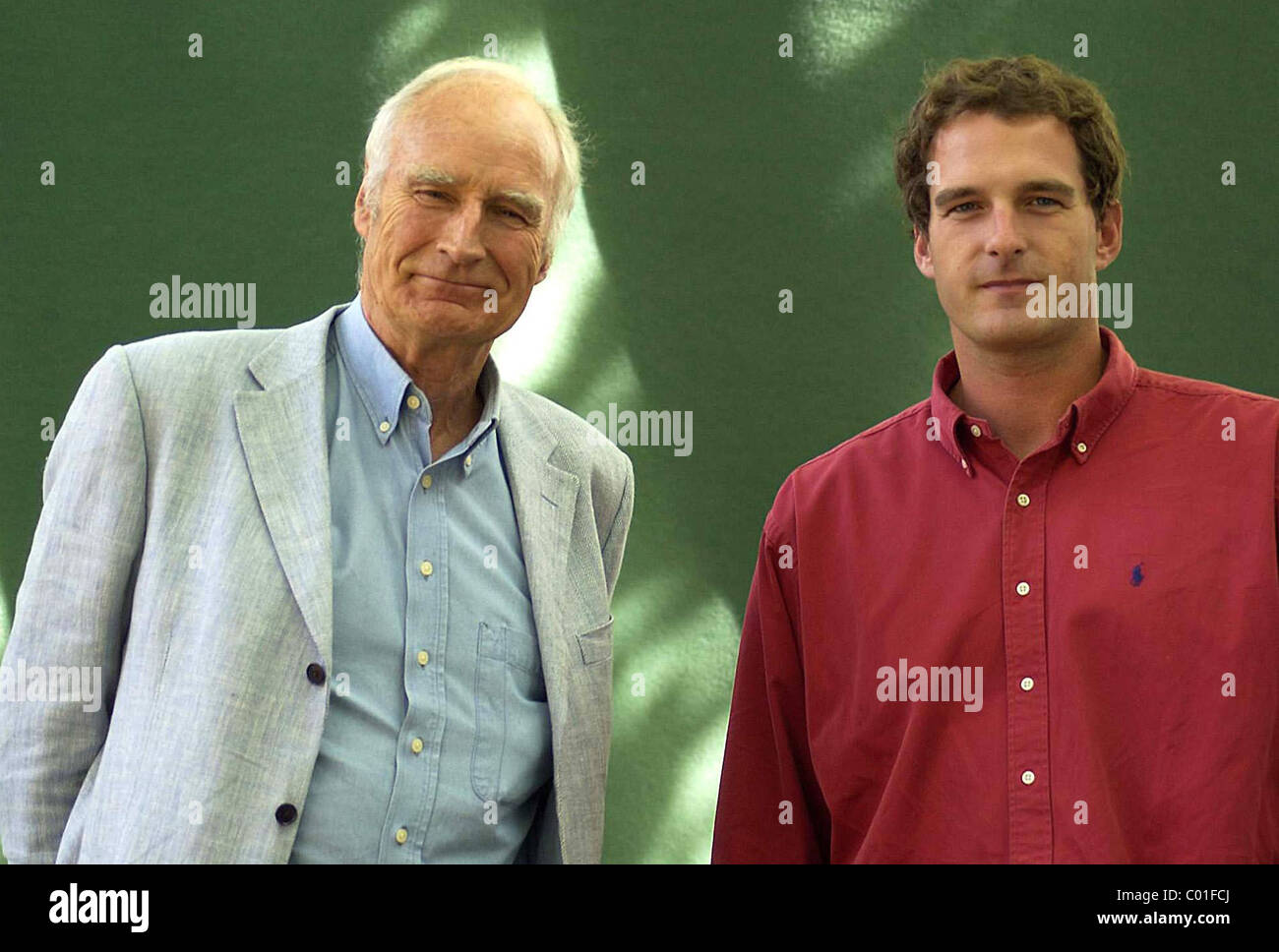 Dan Snow und Vater Peter Schnee Sender und Autor Dan Snow besucht Edinburgh Book Festival zur Förderung seines neuen Buches "die Stockfoto