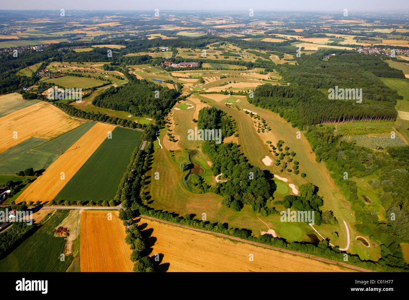 Antenne zu sehen, Golfplatz, Froendenberg, Ruhr Fluß, Ruhrgebiet und Umgebung, Nordrhein-Westfalen, Deutschland, Europa Stockfoto