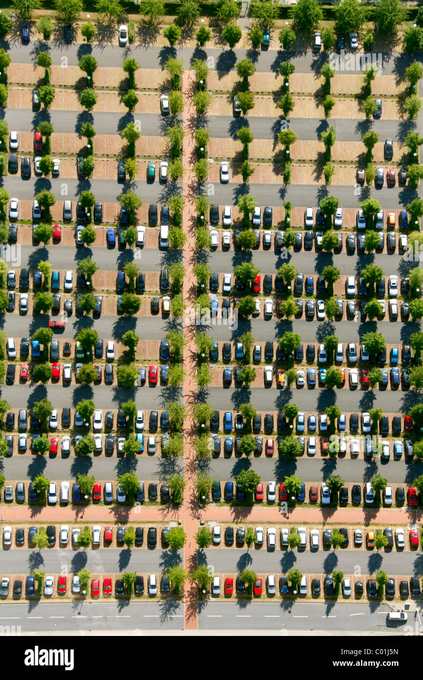 Luftbild, Auto Park des OLG Hamm, OLG Hamm, Pendler Parkplatz, Hamm, Ruhrgebiet Gebiet Nordrhein-Westfalen Stockfoto