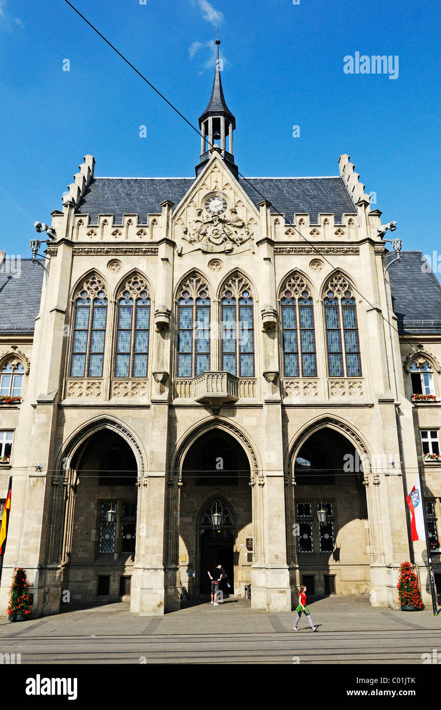 Erfurter Rathaus im neugotischen Stil oder Neo-gotischen Stil erbaut, Fischmarkt Fisch Markt, Erfurt, Thüringen, Deutschland, Europa Stockfoto