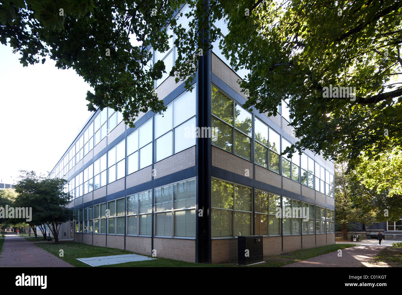 Wishnick Hall von Ludwig Mies van der Rohe, Illinois Institute of Technology in Chicago, Illinois Stockfoto