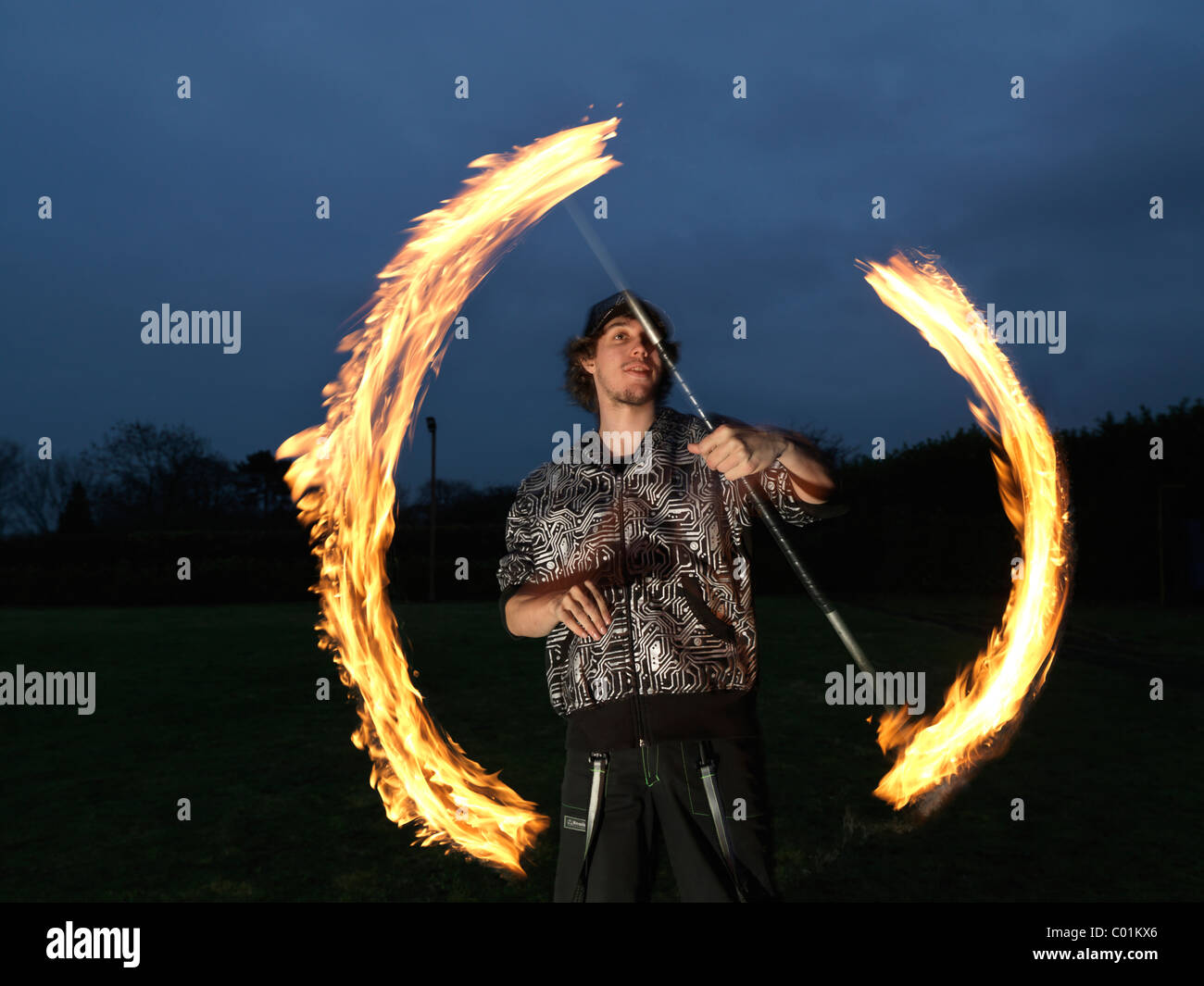 Feuerschlucker, jonglieren Stockfoto