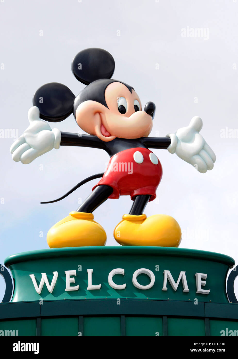 Statue von Mickey Mouse in Disneyland, Hong Kong, China, Asien Stockfoto