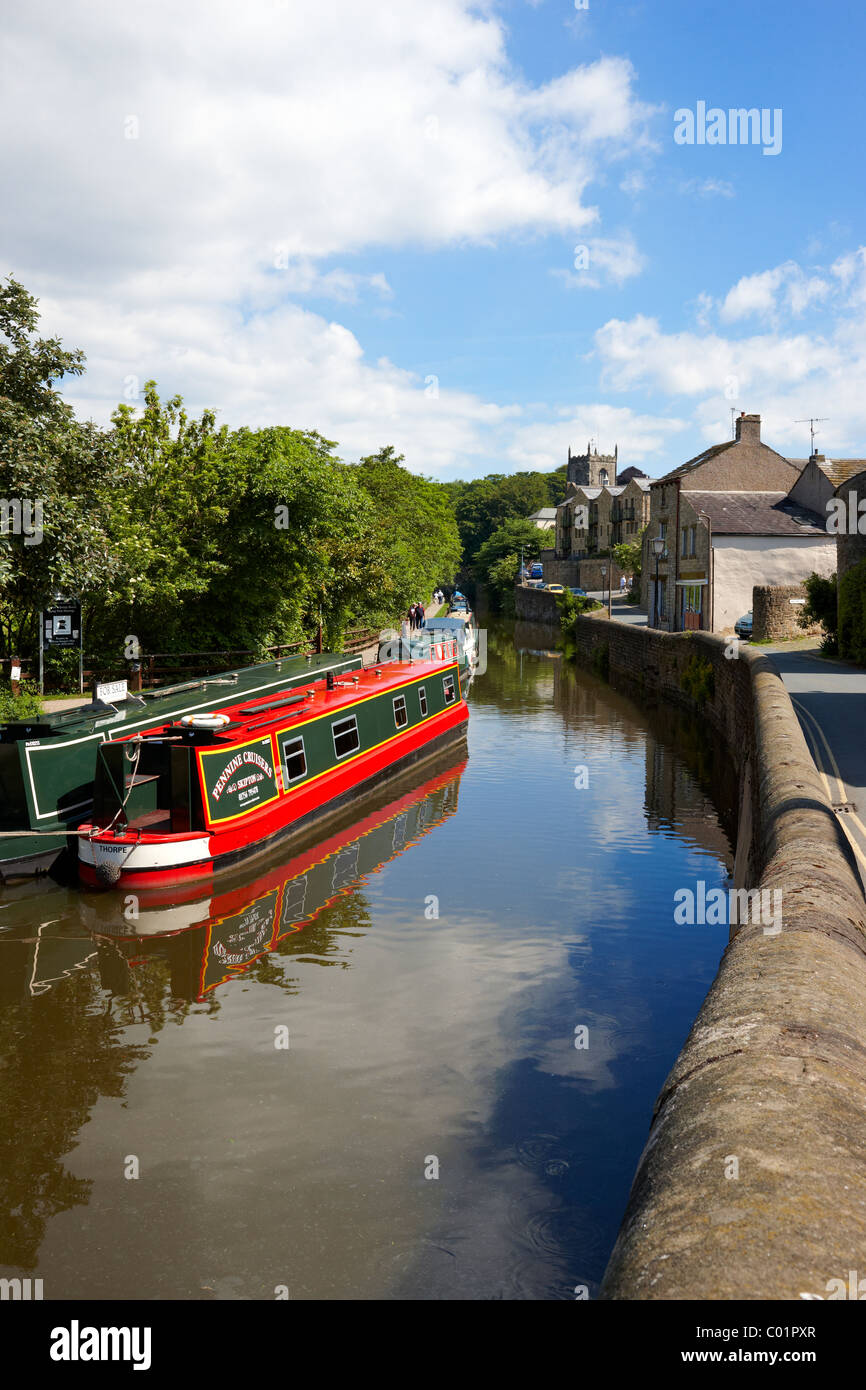 Skipton, Leeds und Liverpool Canal im Zentrum der Stadt. North Yorkshire UK Stockfoto