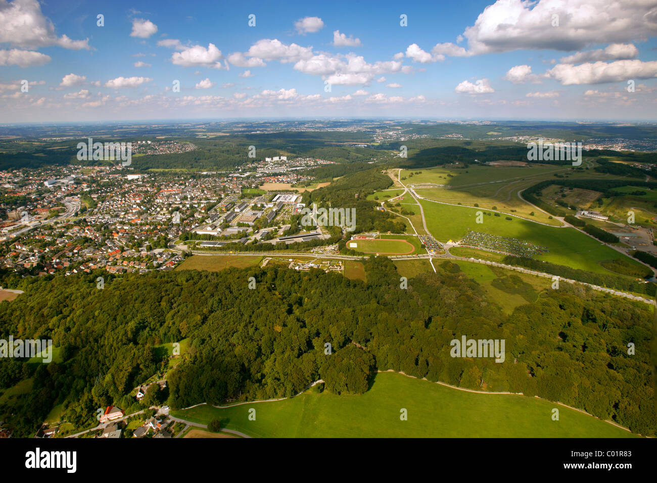 Luftaufnahme, staatliche Garten zeigen Hemer, auf einem ehemaligen Militär-Kaserne, Bezirk Maerkischer Kreis, Sauerland Stockfoto