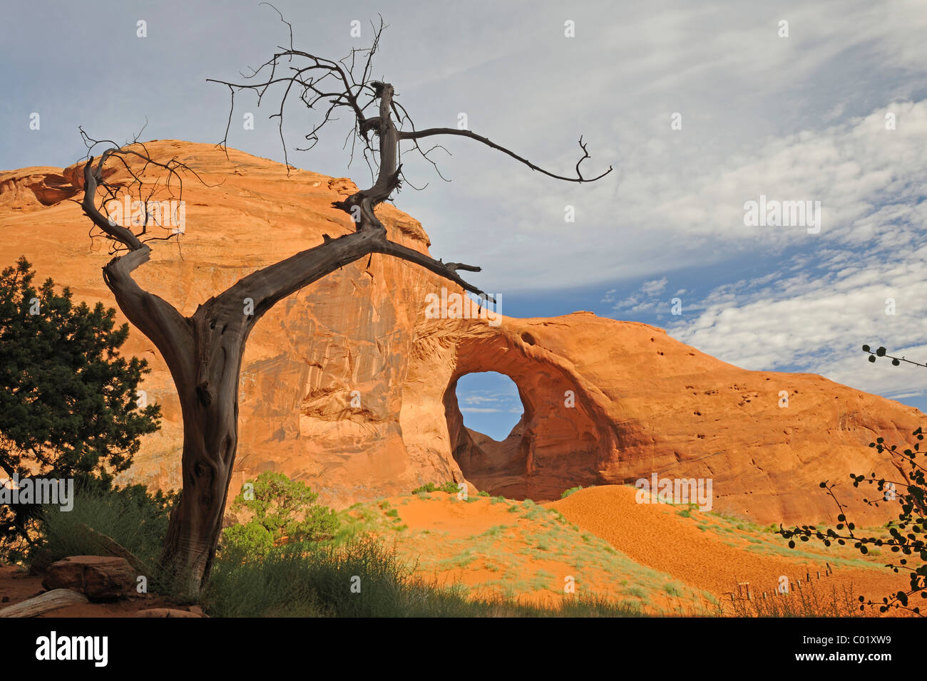 Ohr des Wind Arch, Monument Valley, Arizona, USA, Nordamerika Stockfoto