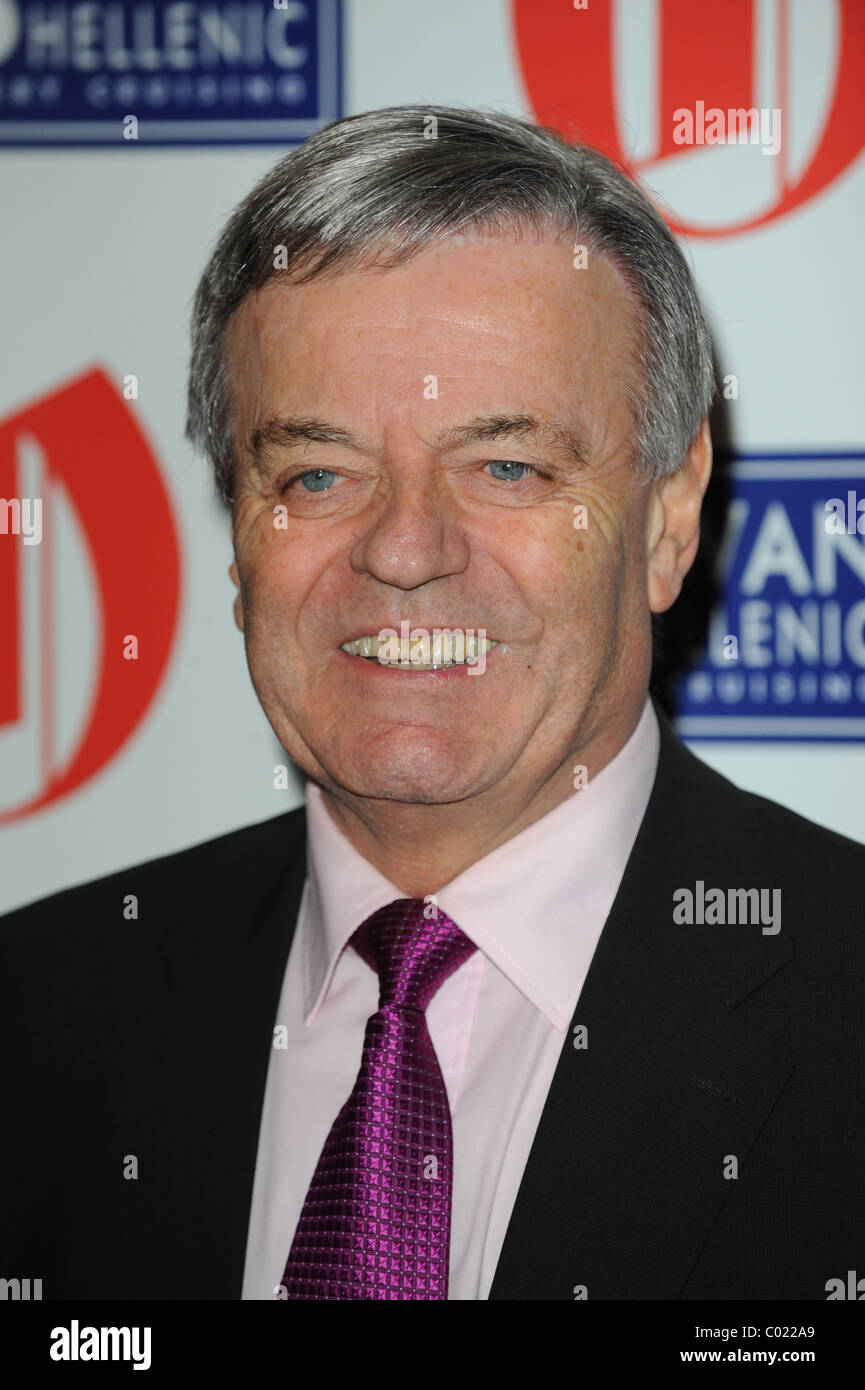 TONY BLACKBURN 2011 OLDIE des Jahres Auszeichnungen SIMPSON im Strang LONDON ENGLAND 10. Februar 2011 Stockfoto