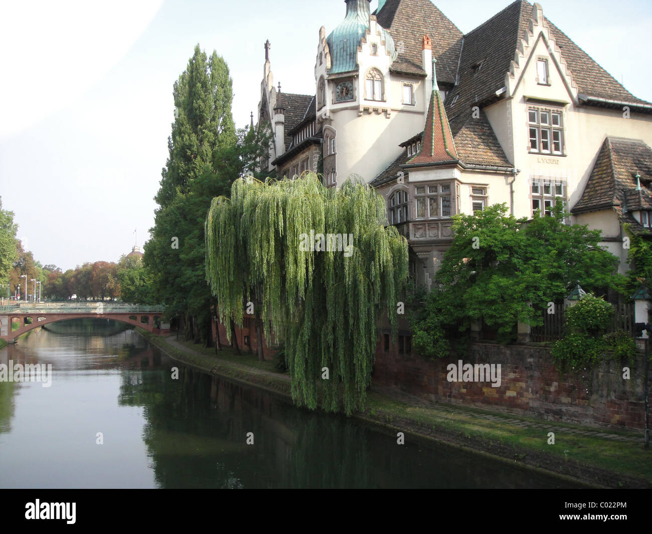Riverside Villa von der Ill in Straßburg Frankreich Stockfoto