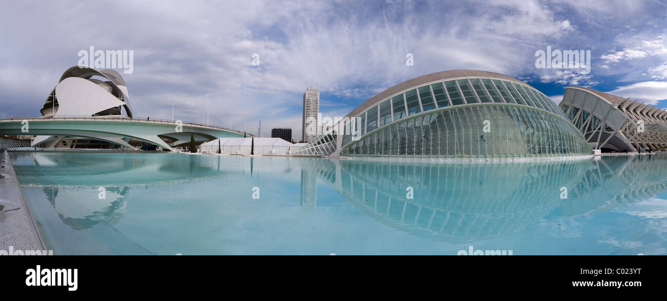 VALENCIA, Spanien - JAN-7: Die Stadt der Künste und Wissenschaften (CAC) erhält einen täglichen Durchschnitt von 9.373 Besucher Stockfoto