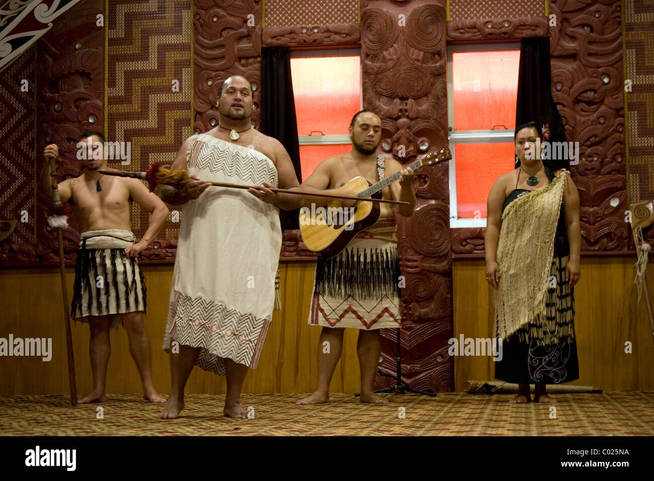 Konzert in Rotowhio Marae, Te Puia, New Zealand Stockfoto