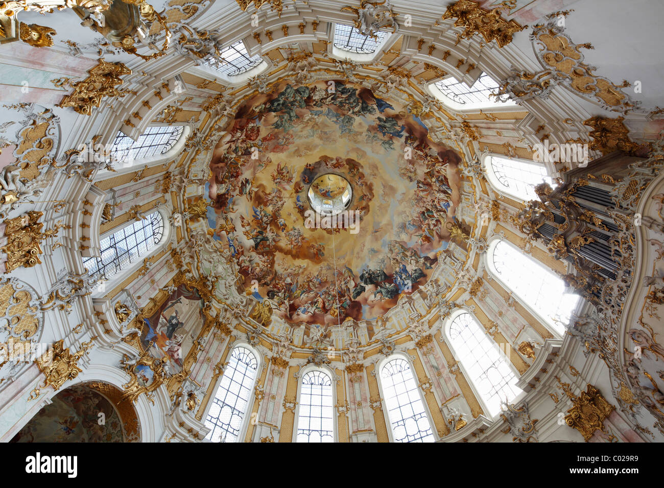 Deckenfresko von Johann Jakob Zeiller, Kuppel der Abteikirche, Ettal Abbey, Upper Bavaria, Bavaria, Germany, Europe Stockfoto
