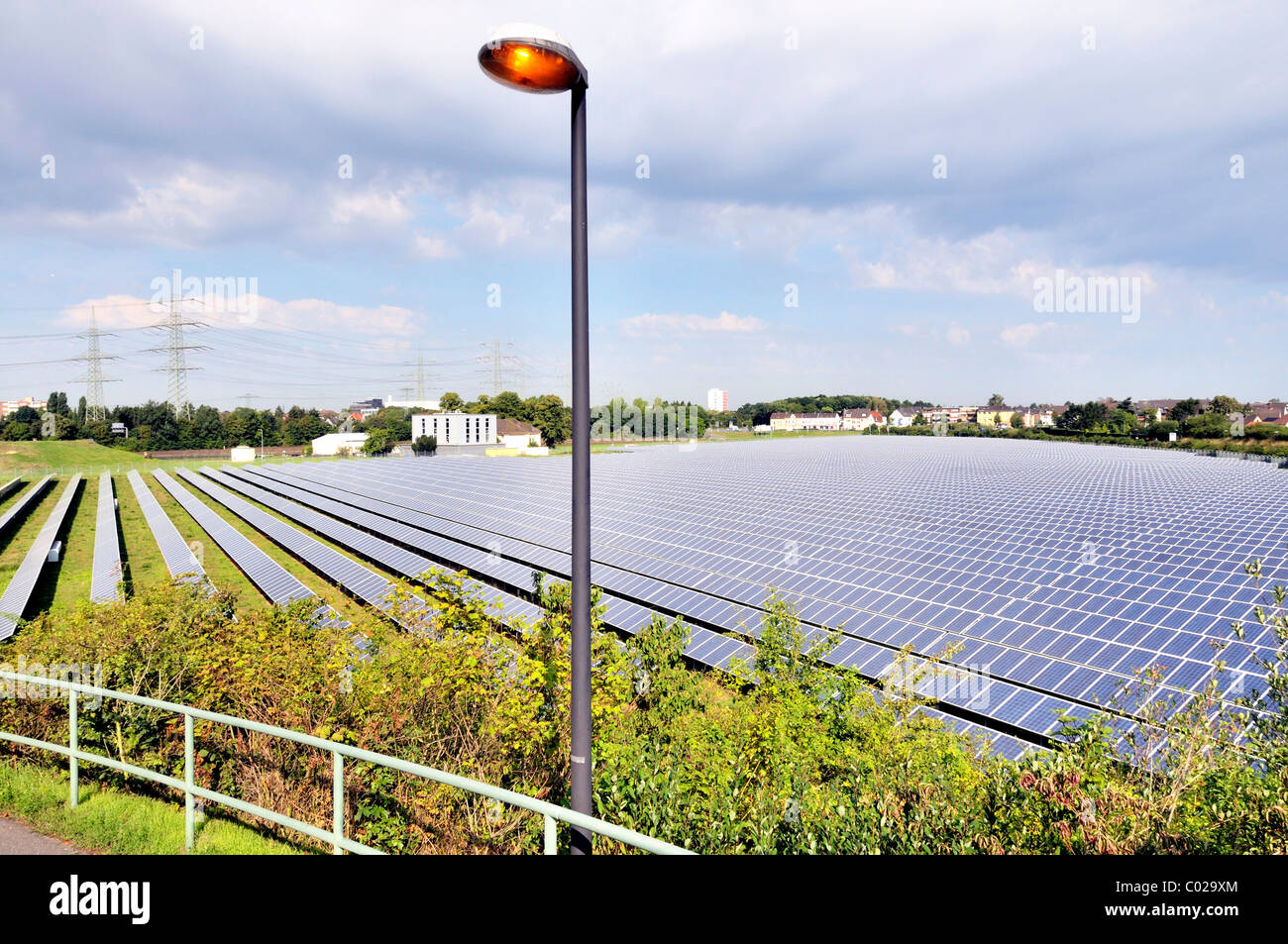 Photovoltaik Freiflächenanlage Stockfotos und -bilder Kaufen - Alamy