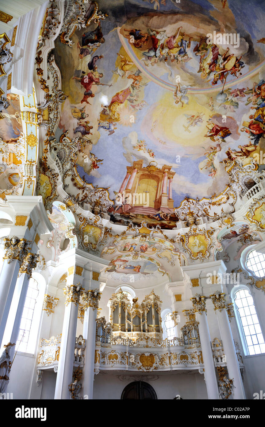 Deckenfresko und Orgel, Wieskirche Kirche, Pfaffenwinkel, Bayern, Deutschland, Europa Stockfoto