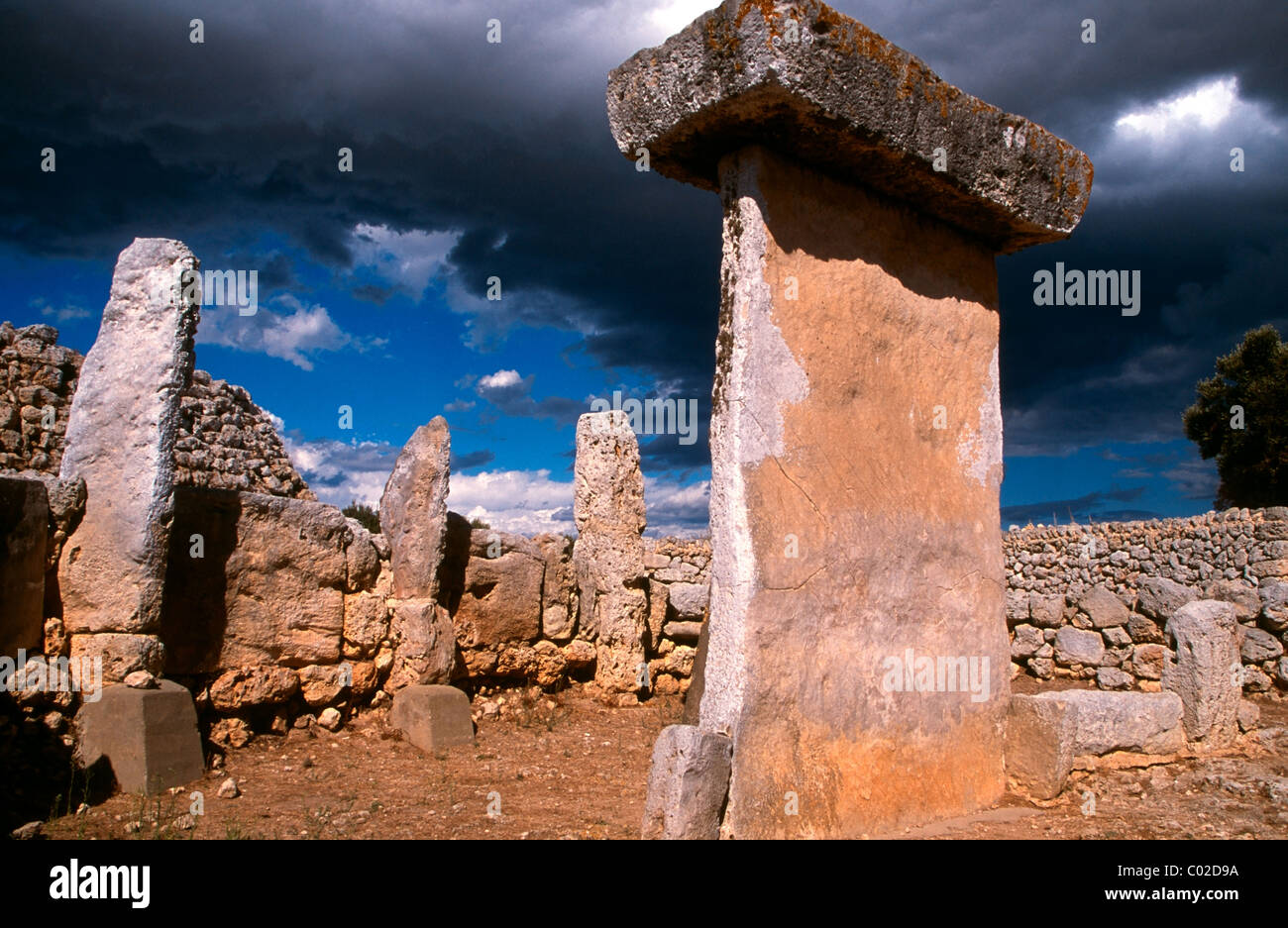 Taula in der Talayot-Site von Trepuco Menorca, Balearen, Spanien Stockfoto