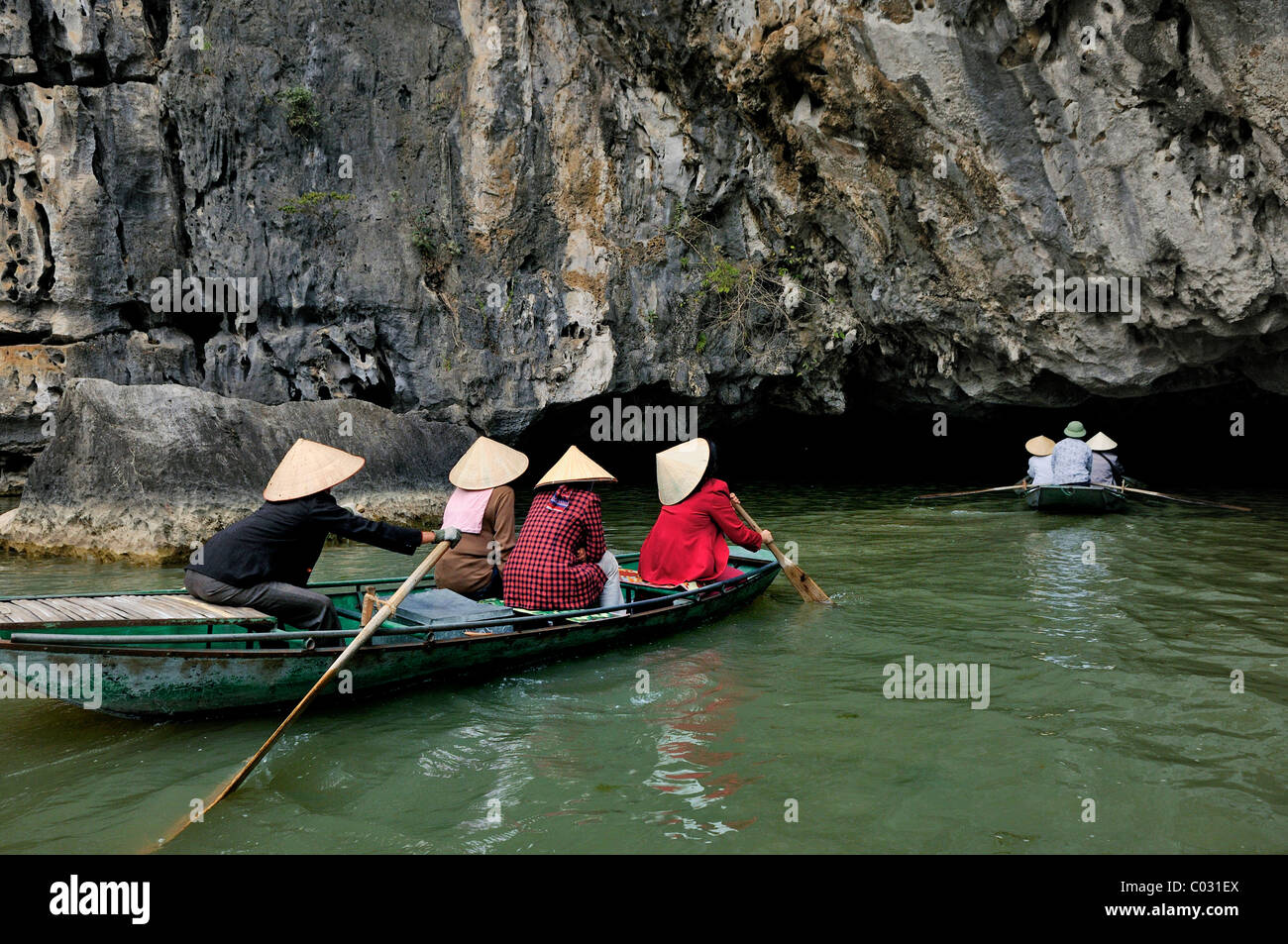 In der Nähe von Ninh Binh, Tam Coc Höhlen, trockene Halong Bucht, Vietnam, Südostasien Stockfoto