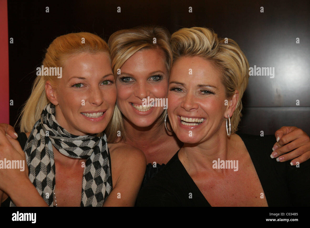 Giulia Siegel, Maja Prinzessin von Hohenzollern, Claudia Effenberg Förderung der TV show "Club der Ex-Frauen" im Hotel Le Royal Stockfoto