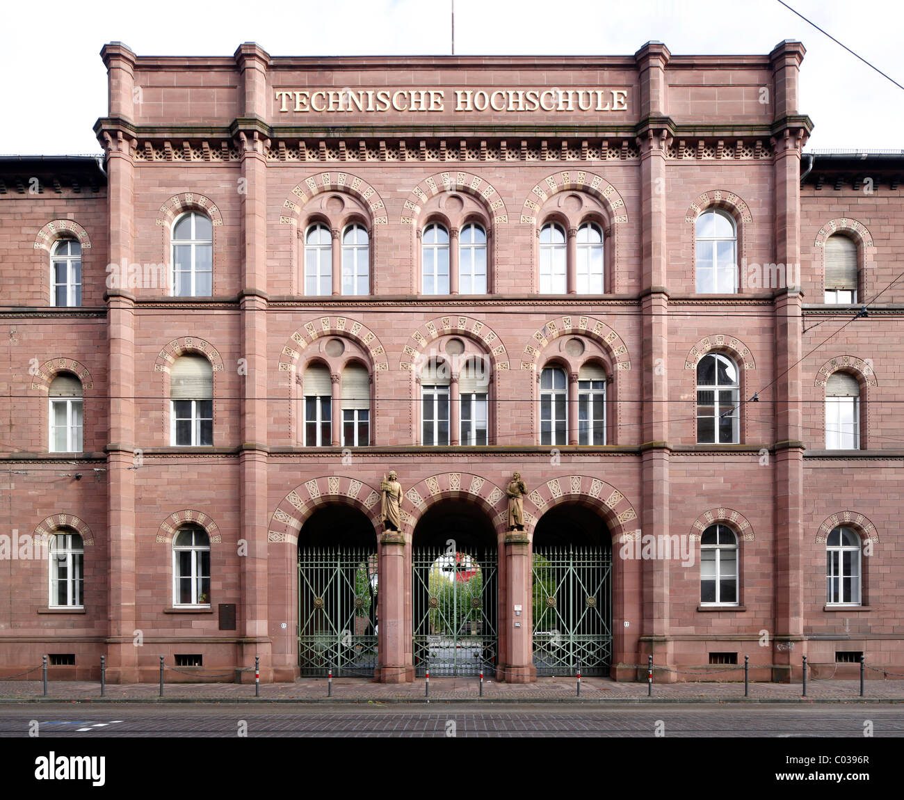 Hauptgebäude des Karlsruher Instituts für Technologie, KIT, Karlsruhe