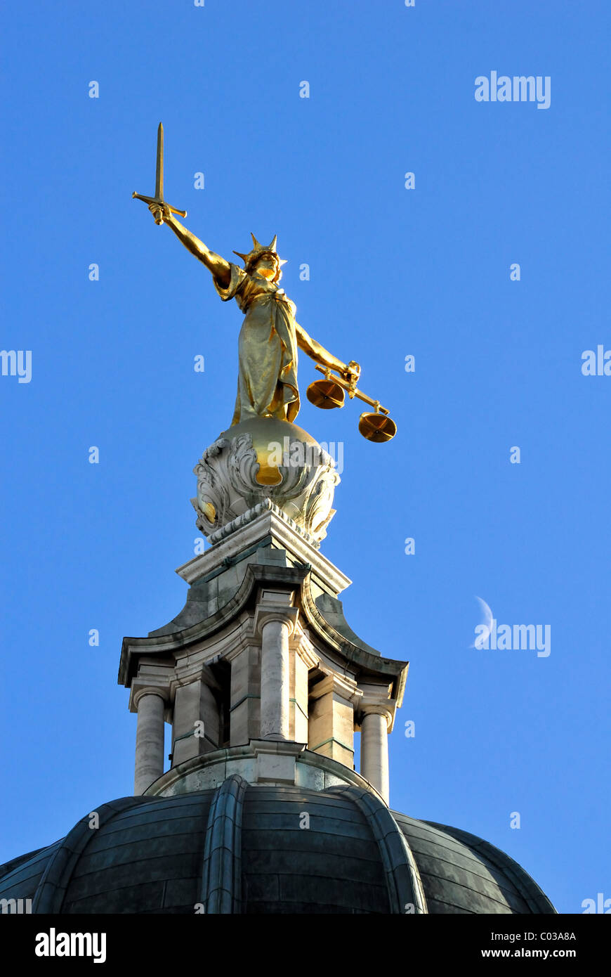 Die Old Bailey Waage der Gerechtigkeit-statue Stockfoto