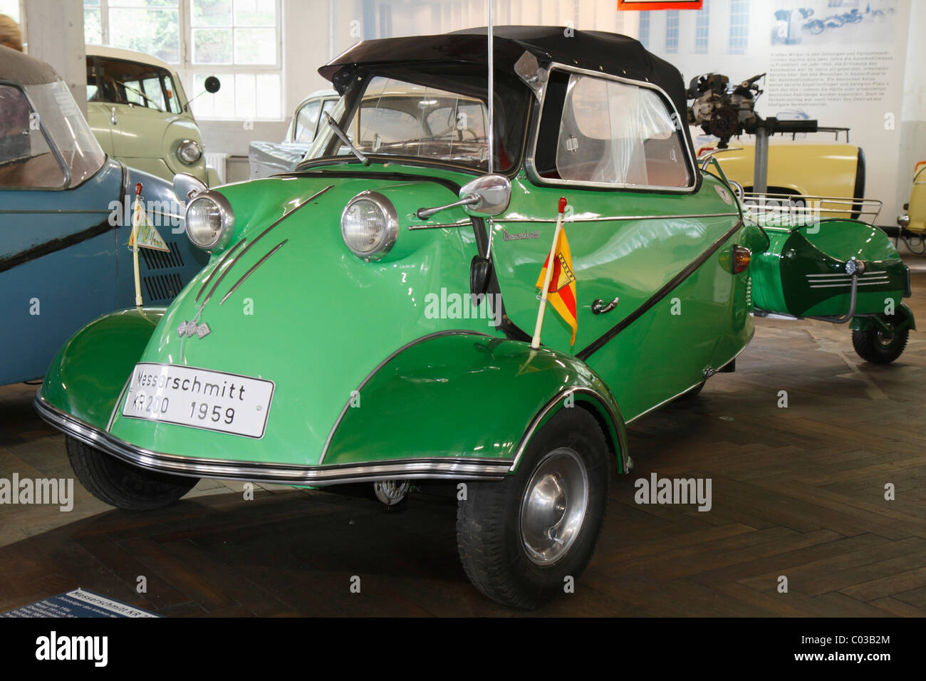 Messerschmitt KR 200 Bubble Auto mit Anhänger, Baujahr 1959, ErfinderZeiten: Auto-Und Uhrenmuseum, Zeit der Innovatoren: Museum Stockfoto